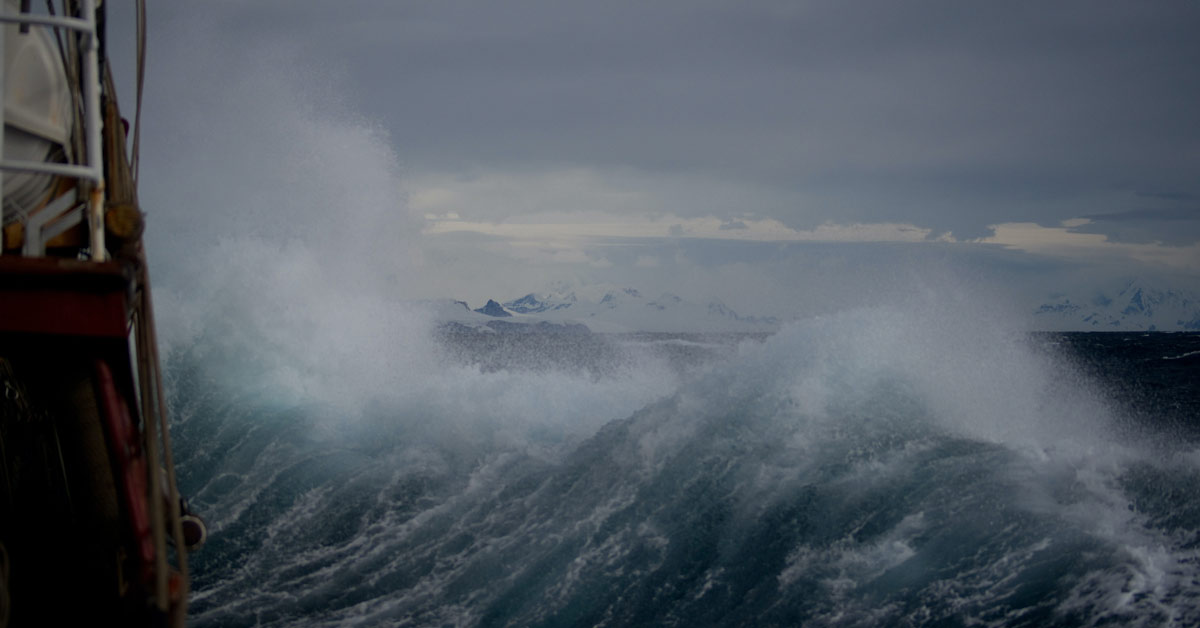 How to Communicate Major Decisions in a Crisis